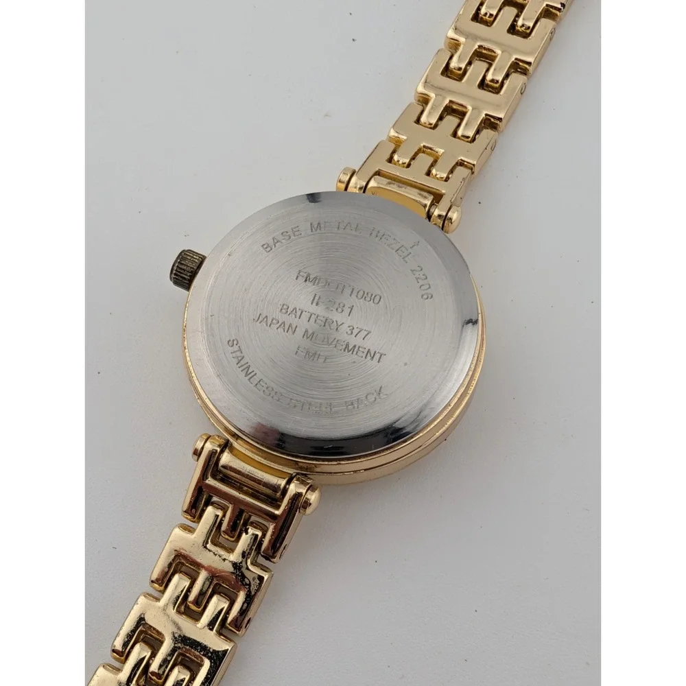 Time and Tru Watch Women 25mm Case Gold 7